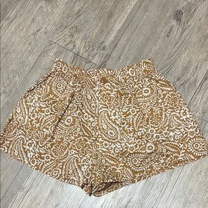 Janie and Jack Tan Paisley Women's High Waist Shorts
